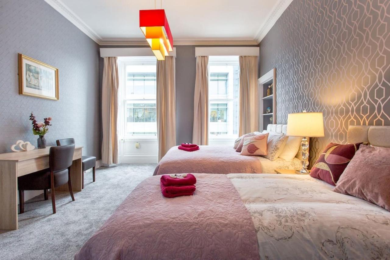Stunning 2-Bed Apartment In Central Edimburgo Exterior foto